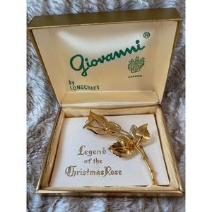 Giovanni • VTG Christmas Rose Brooch